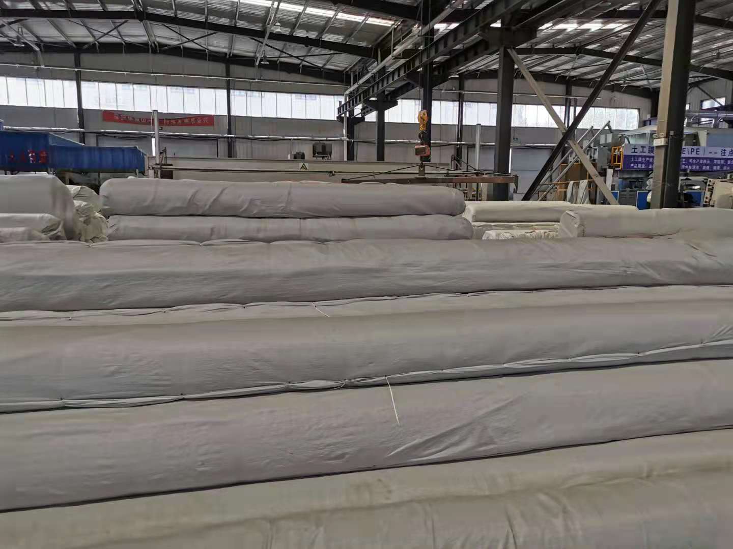 养殖防渗土工膜